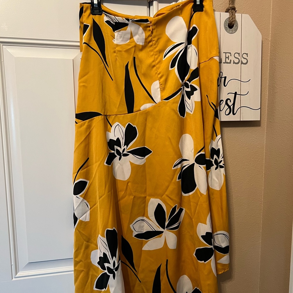 Who What Wear Floral Skirt